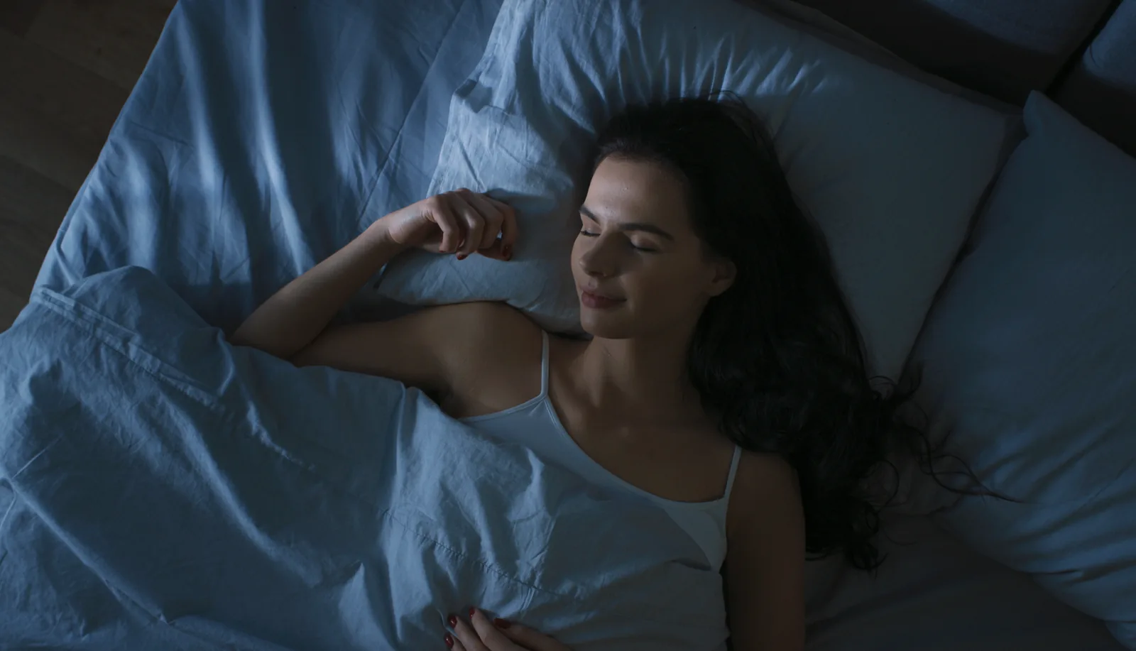 A woman sleeping soundly through the night